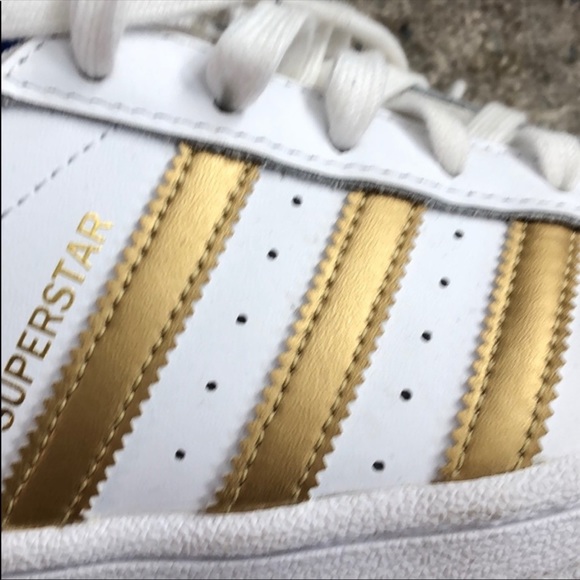 Addidas shoes - Picture 6 of 6